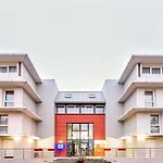 Hotel Appart'city Pau 3*