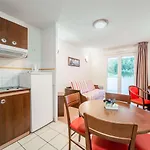 Appart'city Pau 3* Idron