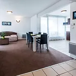 Hotel Appart'city Pau 3*