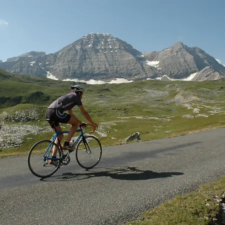 Hotel Appart'city Pau Idron