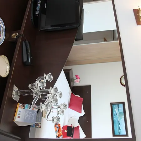 Hotel Appart'city Pau Idron