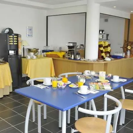 Appart'city Pau 3* Idron