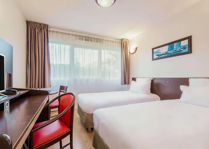 Appart'city Pau 3* 이드론