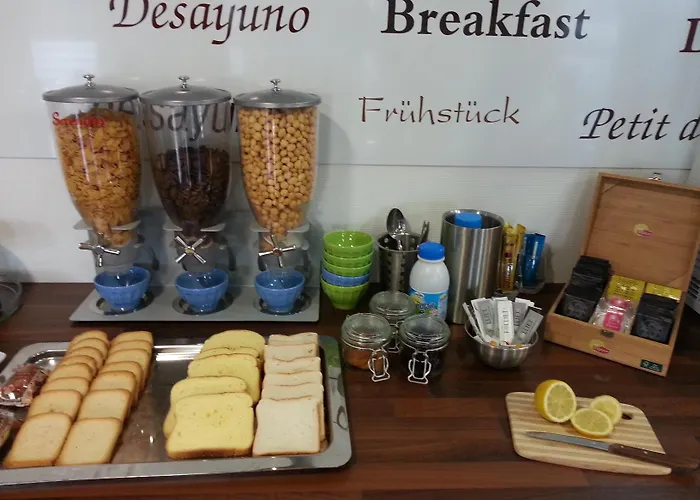 호텔 Appart'city Pau 이드론