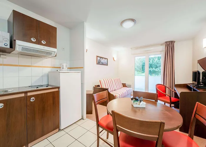 Appart'city Pau 3* 이드론