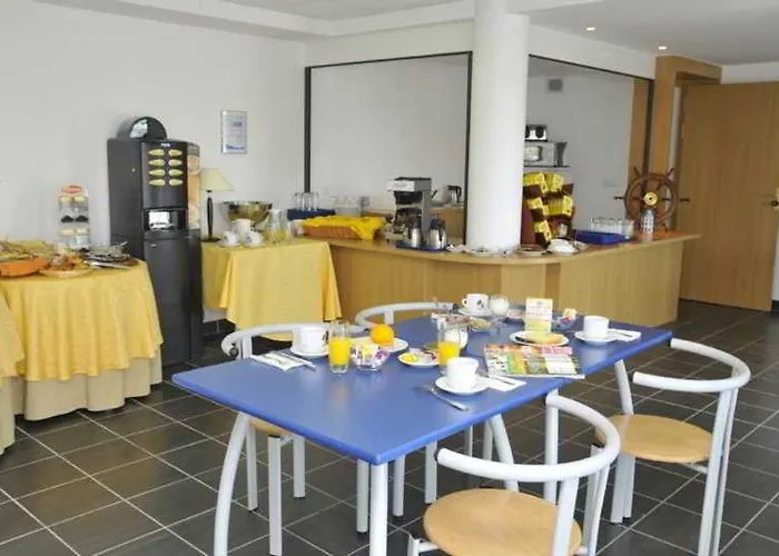 Appart'city Pau 3* 이드론