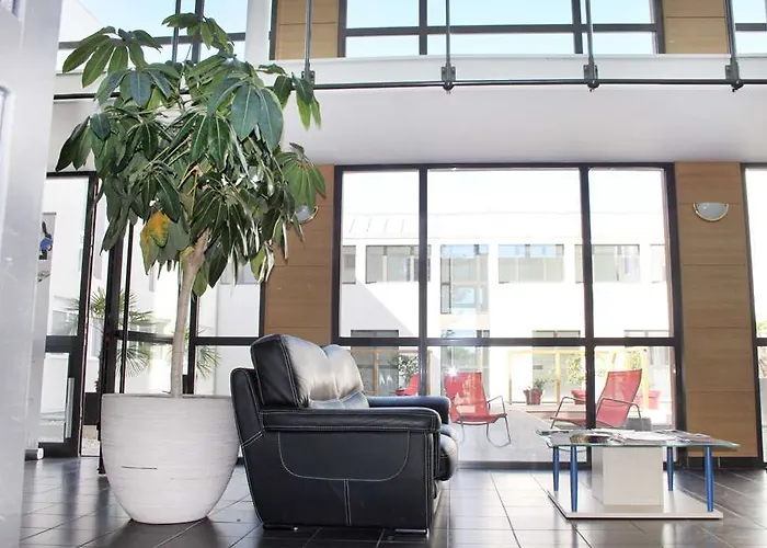 호텔 Appart'city Pau 3*