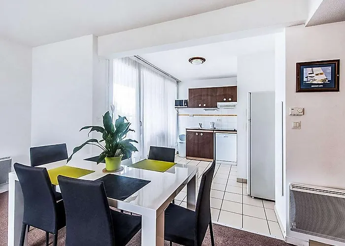 Appart'city Pau 이드론